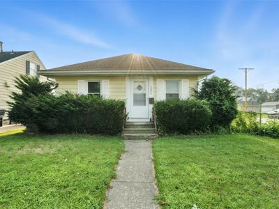 1301 11th St NW, Cedar Rapids, IA, 52405