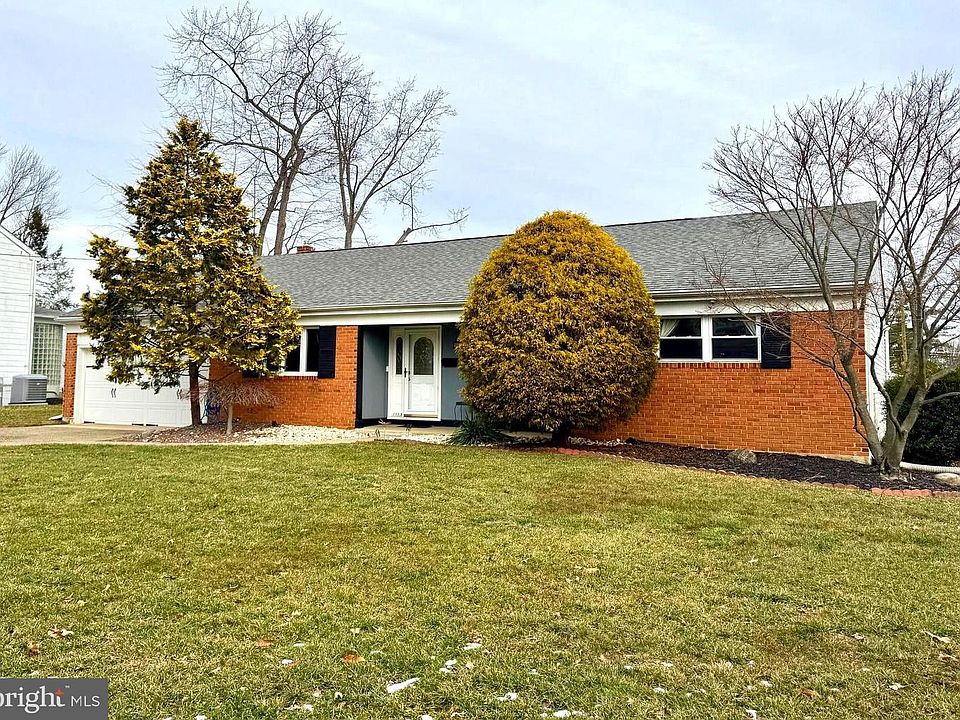 1st image of 1113 Crane Dr