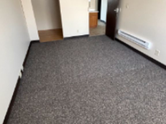 5th image of 1616 E St APT 4