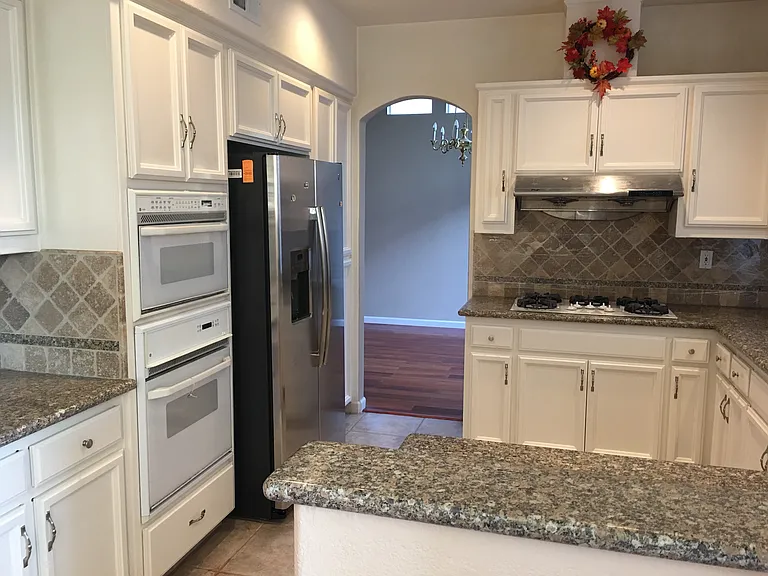 3715 Angus Way — Photo 5