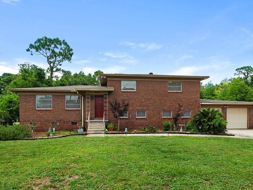 1st image of 660 Parker Cir