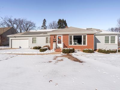 435 S Greenwood Dr, Le Mars, IA, 51031