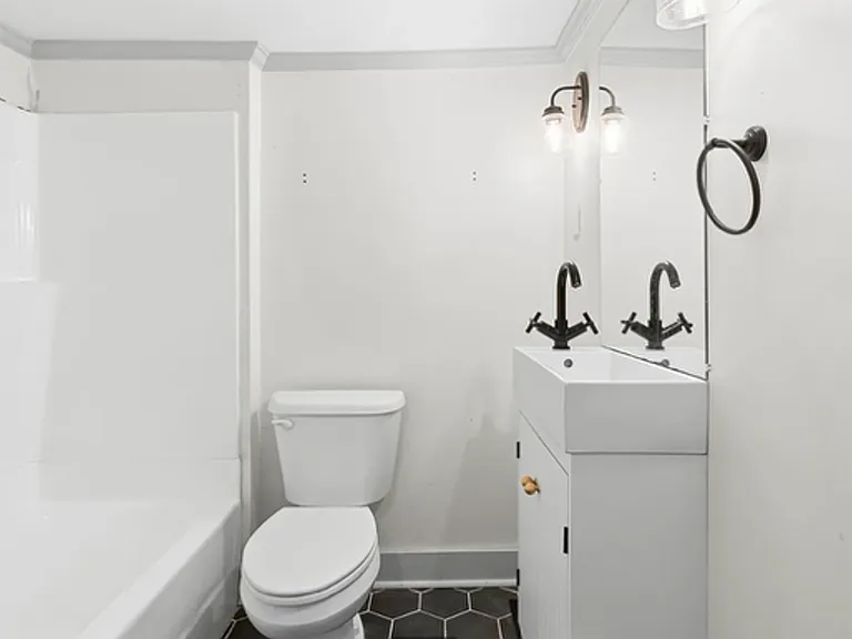 3305 Bradley St SW — Photo 15