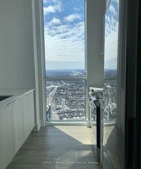 430 Square One Dr #Penthouse 05 — Photo 17