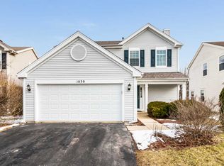 1030 Shoreline Dr, Aurora, IL 60504