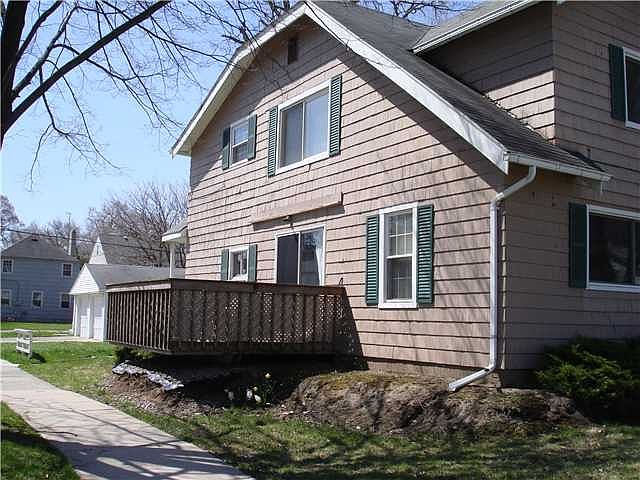 2nd image of 901 Brinton Dr