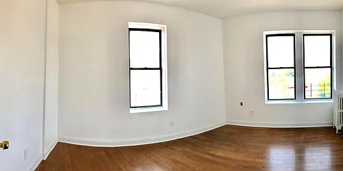 Rented by R New York