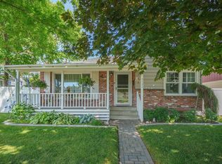 5124 N Oak St, Spokane, WA 99205