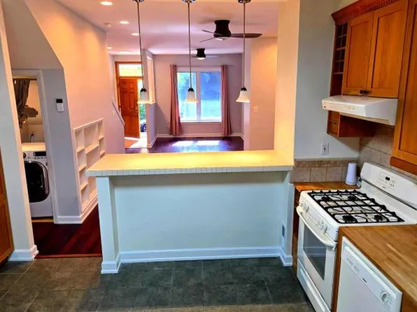 757 Girard St NW APT 1, Washington, DC 20001