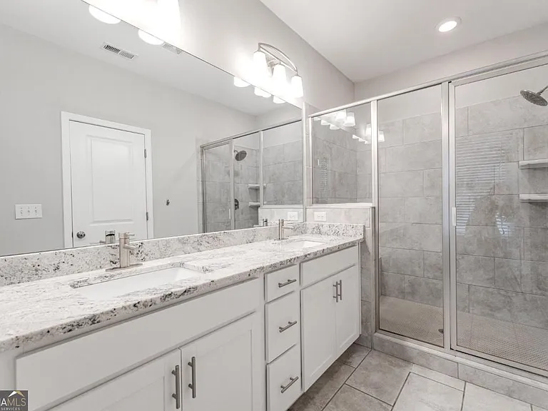 5051 Pinckney Ln — Photo 43