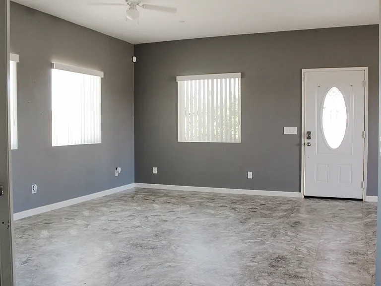 1381 Soledad Ave — Photo 6