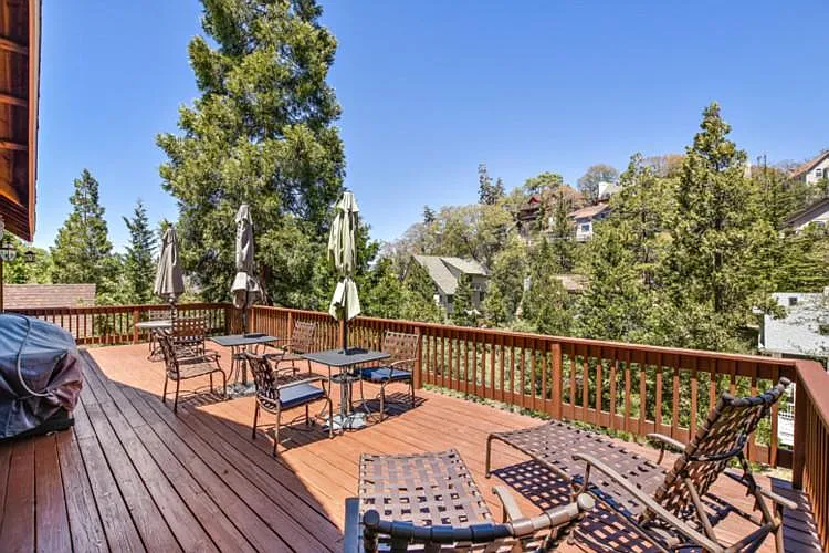 1141 Aleutian Dr — Photo 8