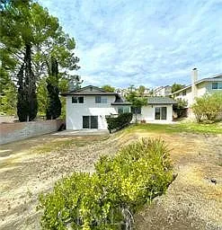 19331 Green Mountain Dr — Photo 2