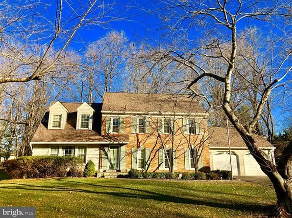 16509 George Washington Dr, Rockville, MD 20853