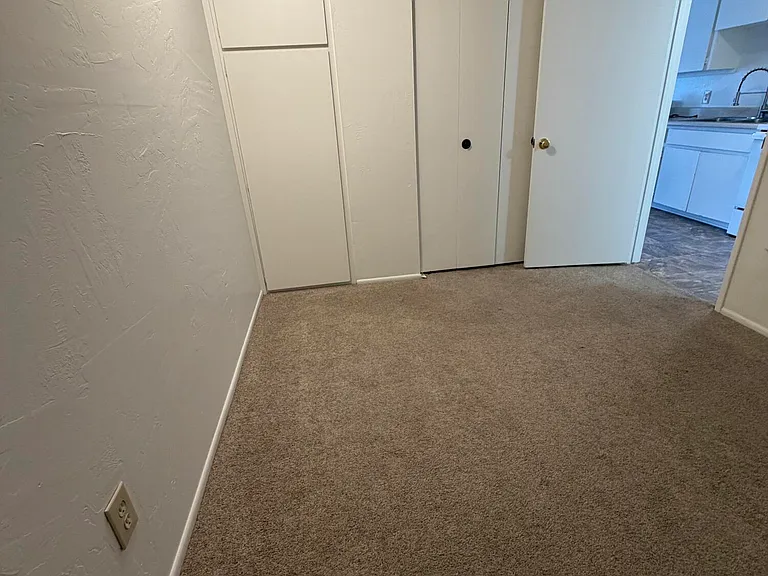 301 N Beeline Hwy #2 — Photo 4