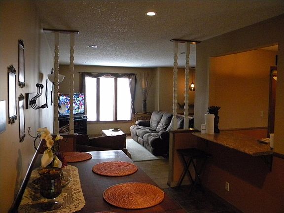 5th image of 7321 Greenwood Ct