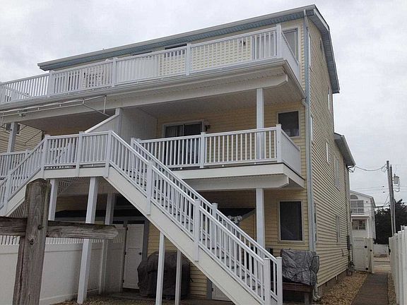 3rd image of 35 83rd St #W
