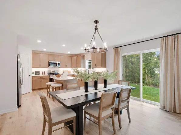 413 James Pkwy, Elko New Market, MN 55054