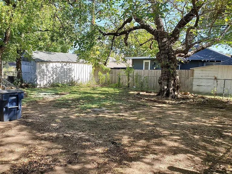 1325 Hurley Ave — Photo 21