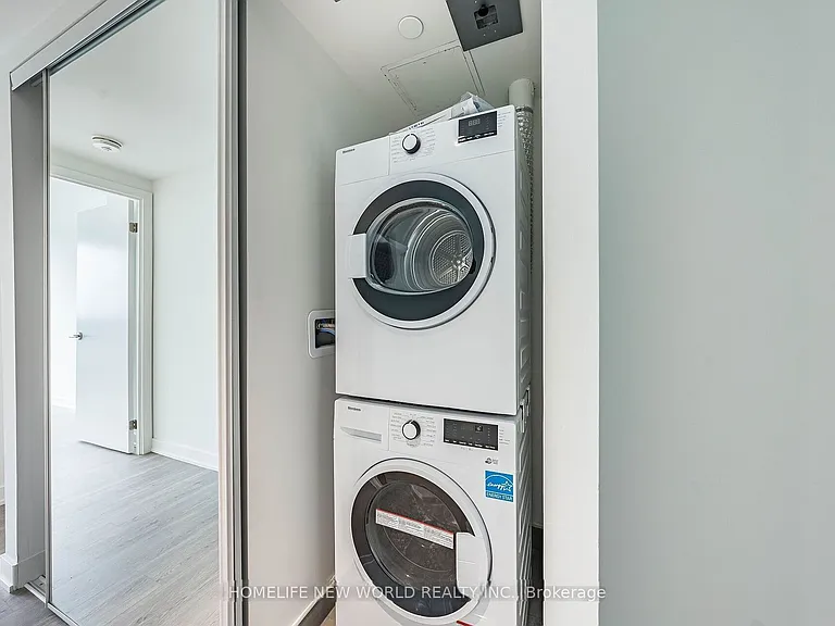 8 Wellesley St W #5303 — Photo 25
