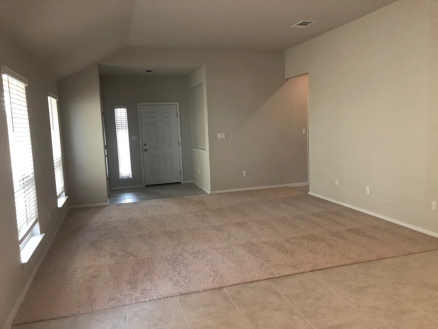 3 bed, 1550 sqft, $1,650 — Photo 2