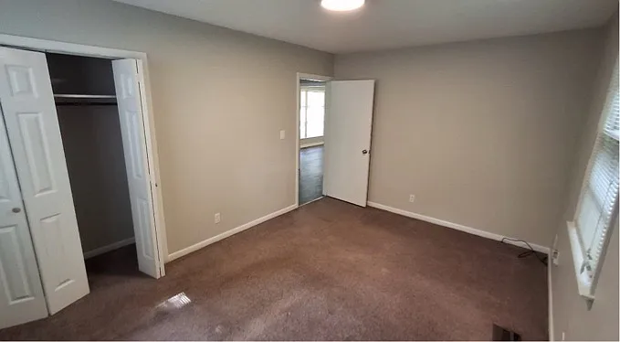 2213 Sullivan Rd NW — Photo 8
