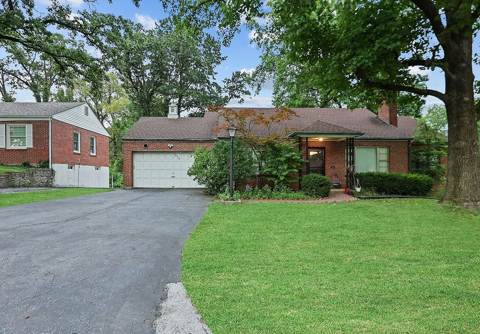 2 bed, 2.0 bath, 1488 sqft, $1,800 — Photo 2