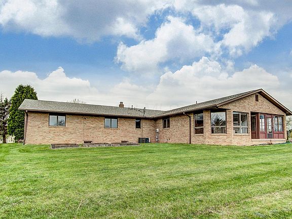 2nd image of 7179 Redwood Valley Ct