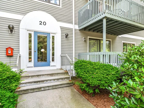 20 Ledgewood Hills Drive #306, Nashua, NH 03062