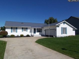 3565 Meander Reserve Cir, Canfield, OH