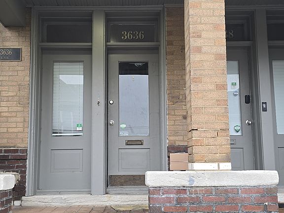 3rd image of 3636 Blaine Ave