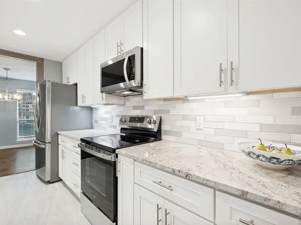 4933 Skillman St APT 149, Dallas, TX 75206