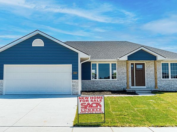 2225 Fairway Dr