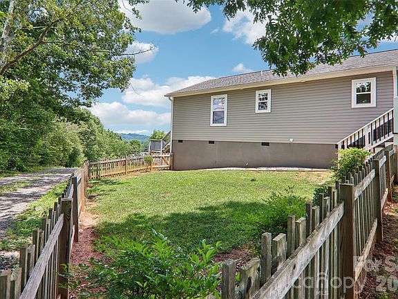 5th image of 196 Tipton Hill Rd