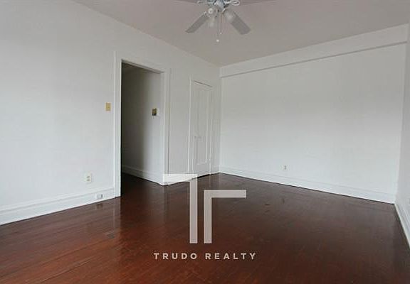 2nd image of 4600 N Beacon St #46042C