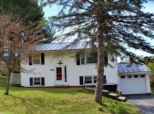 12 Misty Mountain Dr, Barre, VT 05641