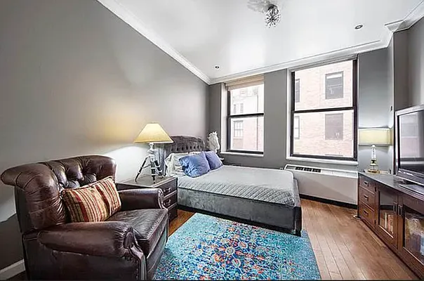 Rented by Level Group | media 1