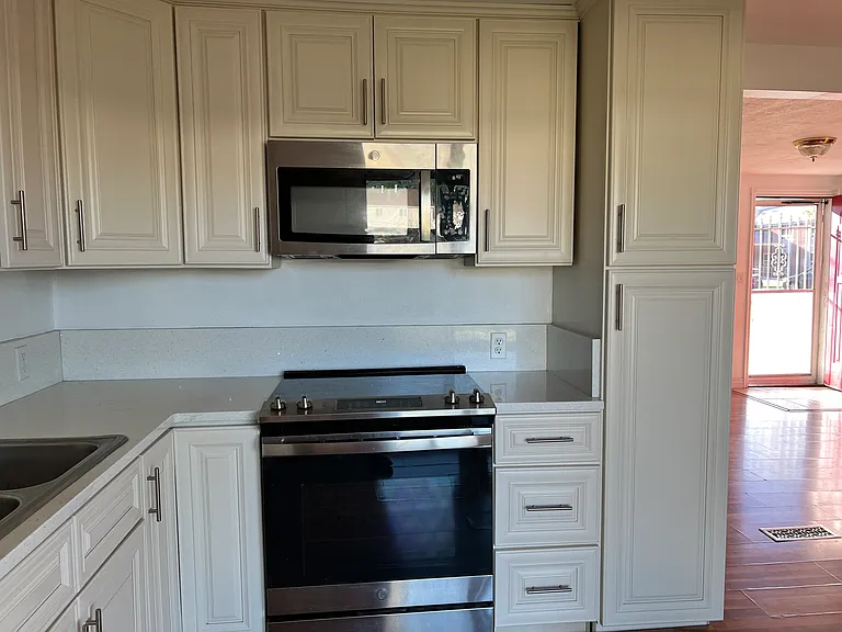 356 S 3 W #B — Photo 2