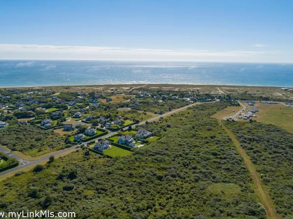 32 Cannonbury Ln, Nantucket, MA 02554