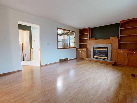 5th image of 9510 S 81st Ave