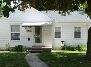 2658 Bacon Ave, Berkley, MI 48072