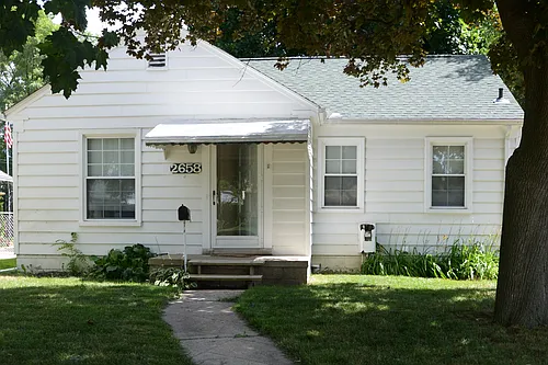 2658 Bacon Ave Photo 1