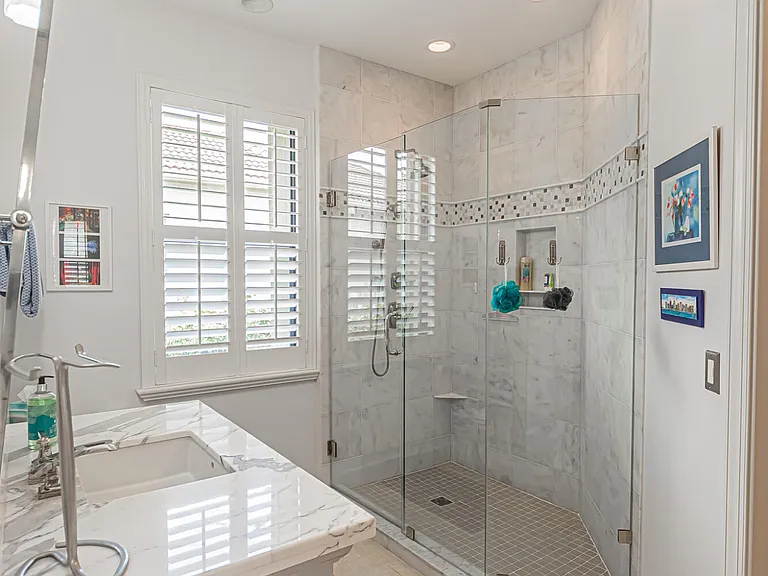 8060 Kiawah Trce — Photo 21