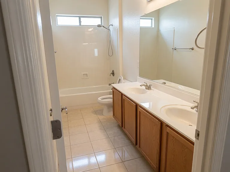 25591 W Saint Catherine Ave — Photo 10