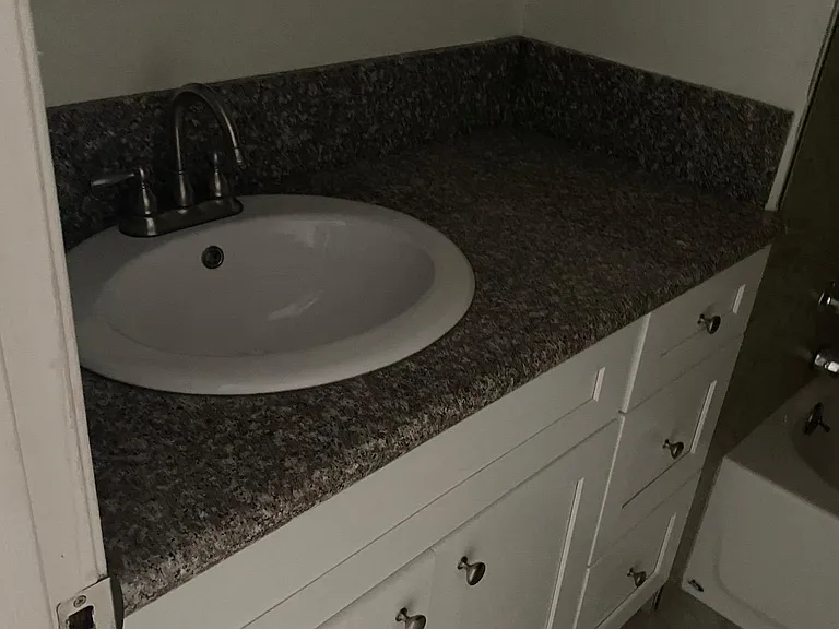 20208 Leadwell St #1 — Photo 17