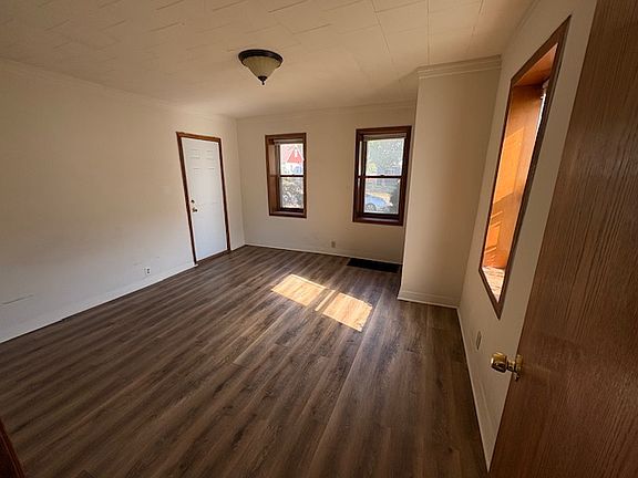 Bedroom #1 dimensions 13x13