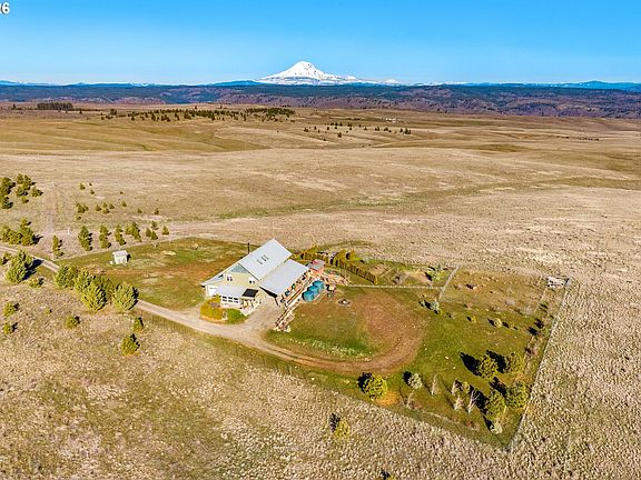 2nd image of 412 Schilling Rd