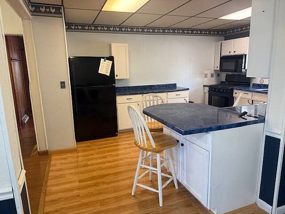 5th image of 1142 E 6th Ave