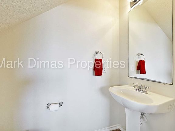 5th image of 24306 Palm Cockatoo Dr