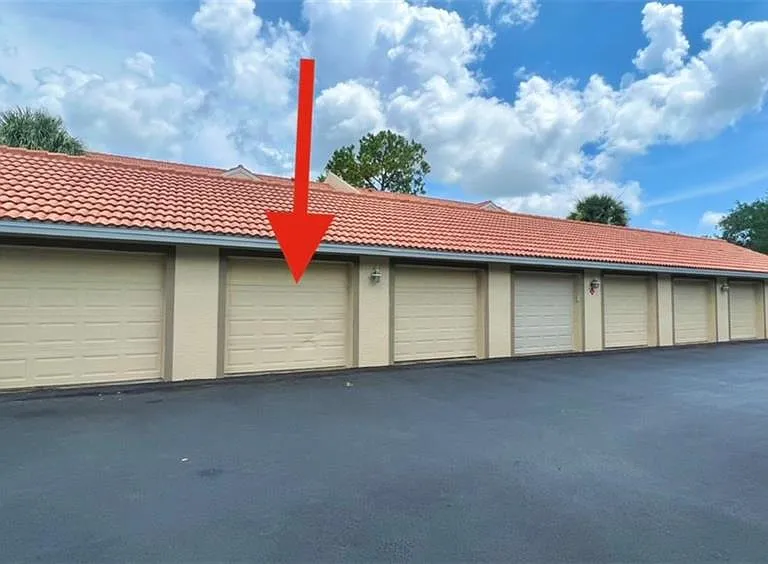 321 Robin Hood Cir #201 — Photo 21